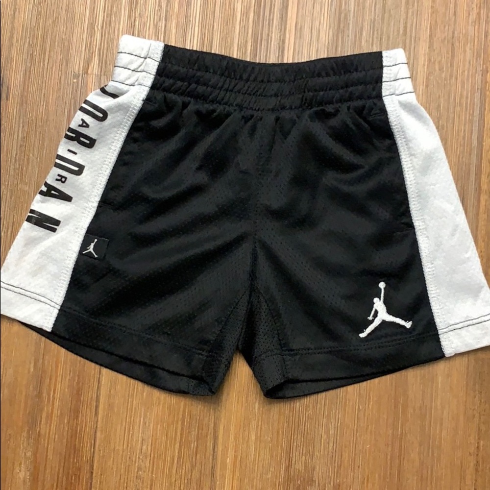 Nike Jordan black/white mesh shorts- 18M